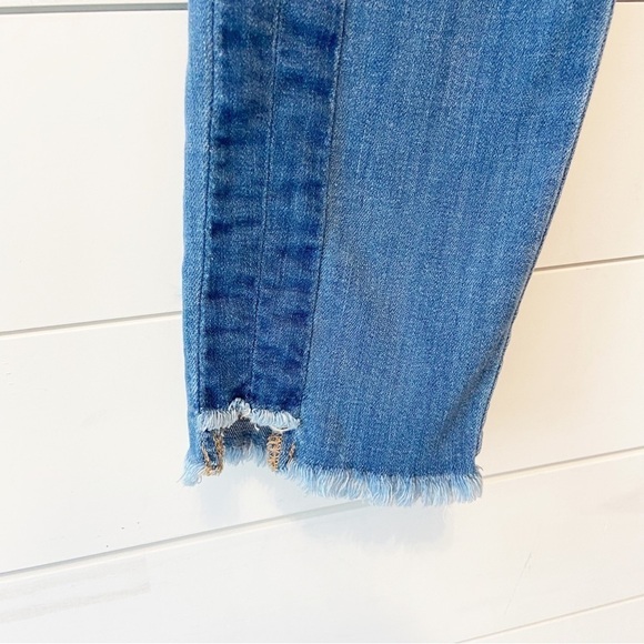 LOFT | Two Toned Modern Skinny Jeans, Rae Hem Size 28 - Picture 4 of 11